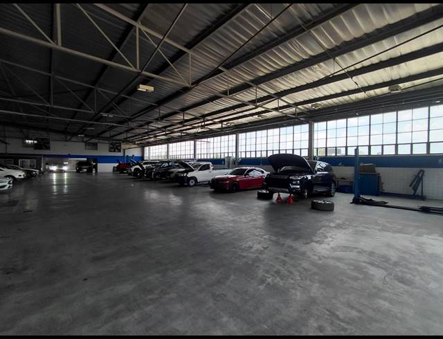 5,599M² OFFICE TO LET IN RANDJESPARK